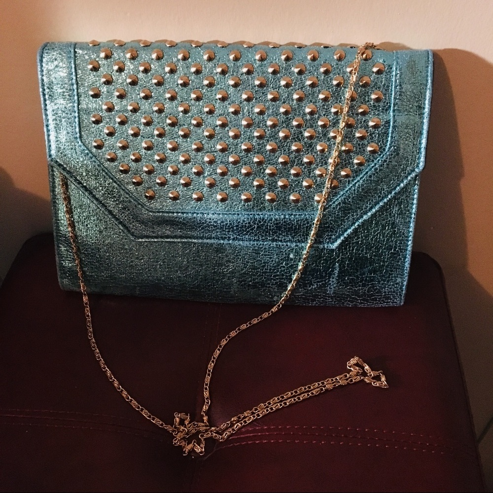 HATE TO SEE IT GO BUT IT MUST‼️ METALLIC BAG